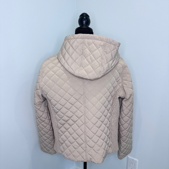 Calvin Klein Beige Quilted Women’s Detachable Hood Jacket (L) - Picture 8 of 12